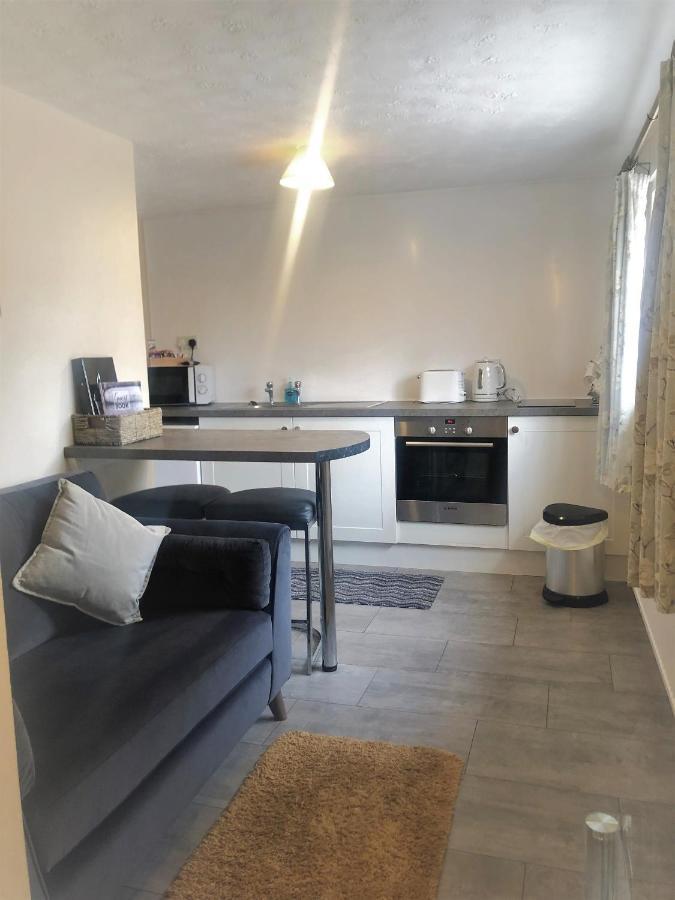 Little Park Holiday Homes Self Catering Cottages 1 & 2 Bedrooms Available Close To Tutbury Castle Экстерьер фото