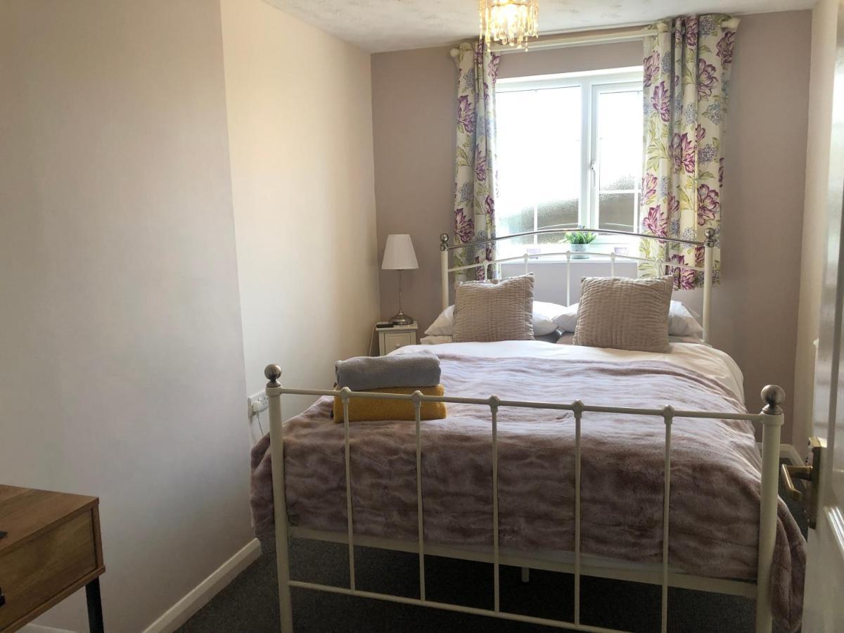 Little Park Holiday Homes Self Catering Cottages 1 & 2 Bedrooms Available Close To Tutbury Castle Экстерьер фото