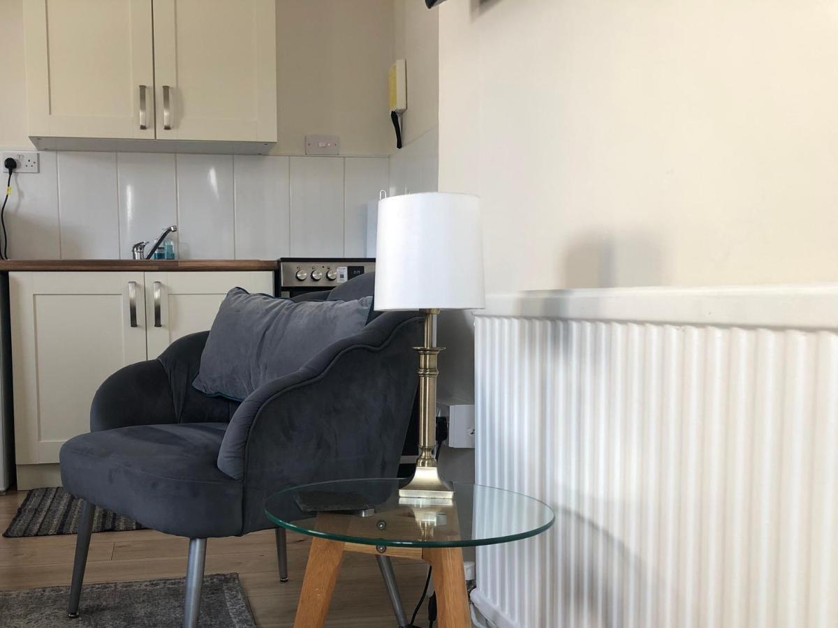 Little Park Holiday Homes Self Catering Cottages 1 & 2 Bedrooms Available Close To Tutbury Castle Экстерьер фото