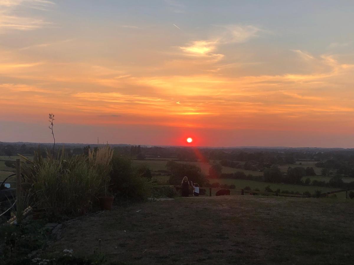 Little Park Holiday Homes Self Catering Cottages 1 & 2 Bedrooms Available Close To Tutbury Castle Экстерьер фото
